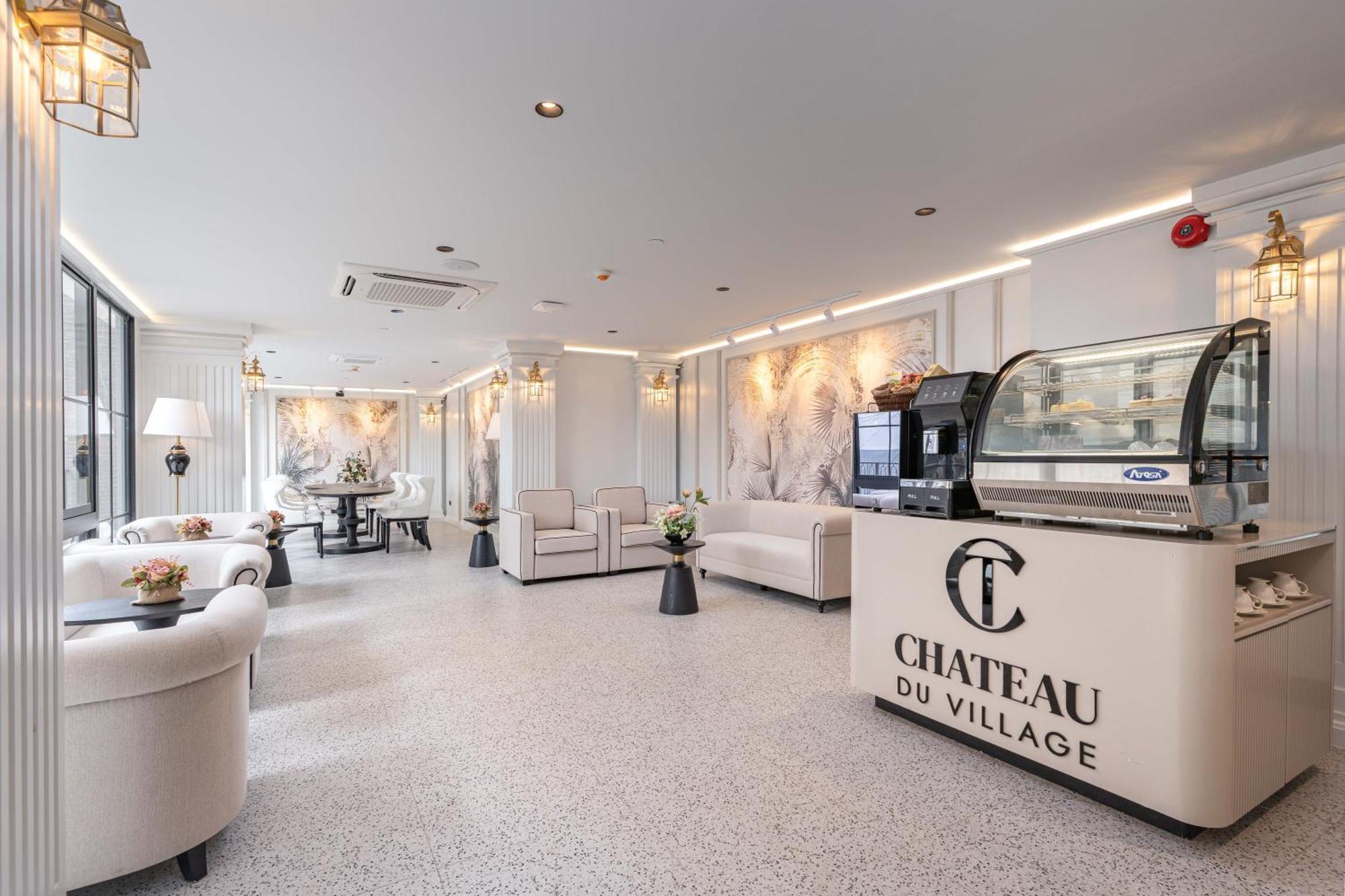Chateau Du Village Patong Экстерьер фото